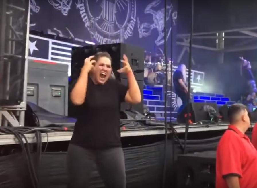 Kako izgleda heavy metal koncert za gluhe osobe?